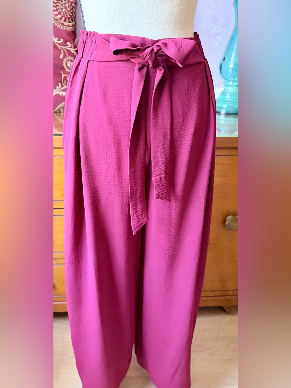 Wide-Leg Tie-Waist Pants in Berry Fuchsia - Picture 5 of 11